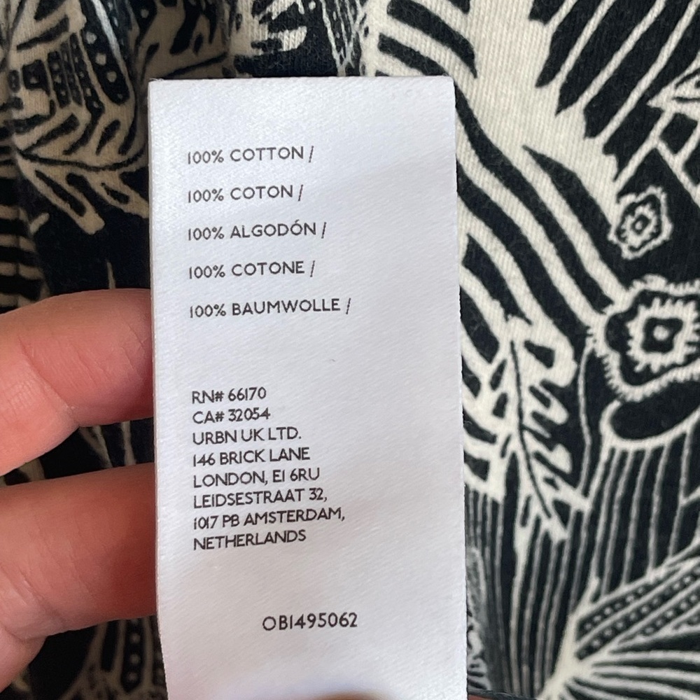 By Anthropologie Asymmetrical Cutout Tank Top NWT - Picture 10 of 12